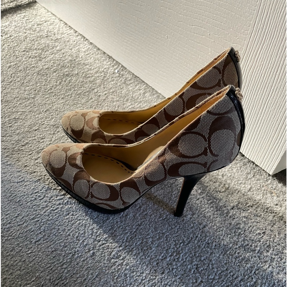 Size 6  shoes
